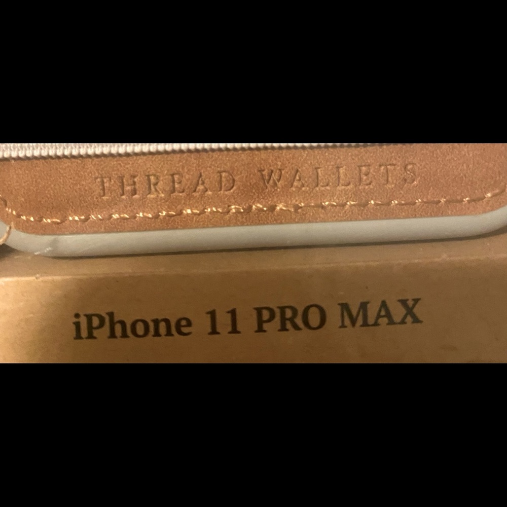 Thread Wallet IPhone 11 Pro max case